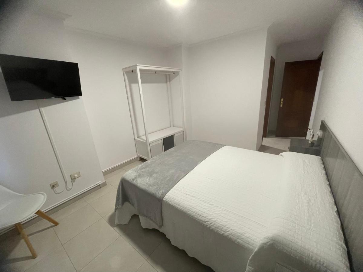 Apartamentos Demar Luis Casais O Grove Exterior photo